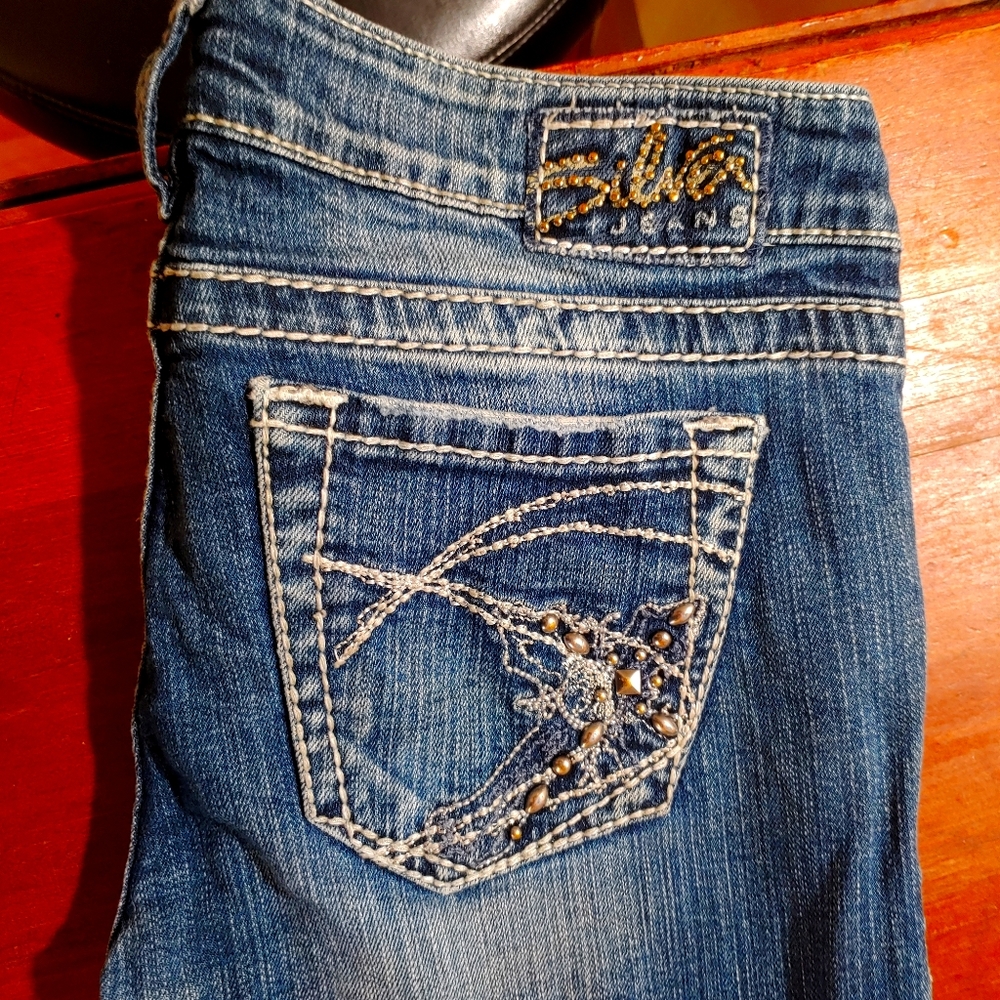 Silver Jeans, like new shape,no wholes or fraying.